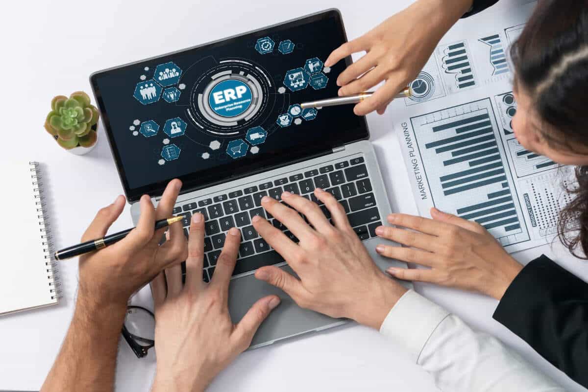 microsoft-dynamics--field-service